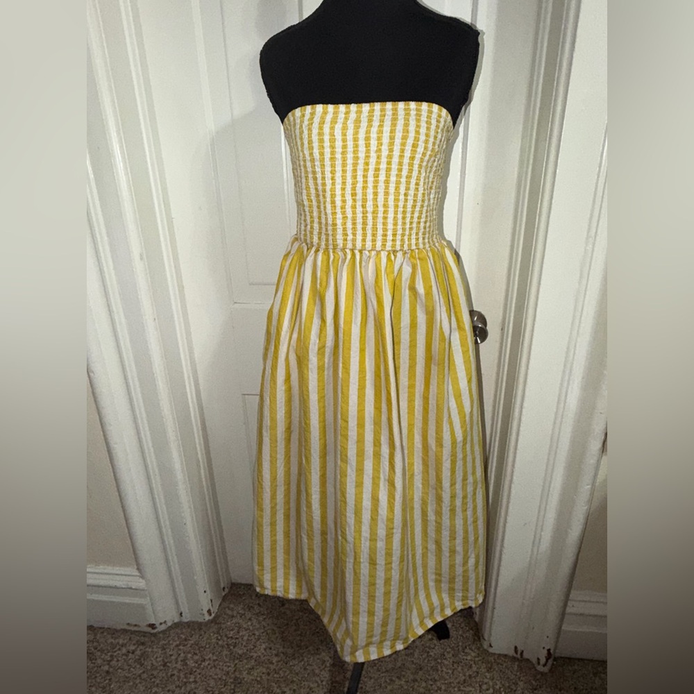 a new day women's size medium Yellow and White Striped Dress